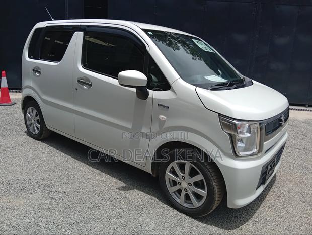 Suzuki Wagon R 660 Hybrid FWD 2019 White