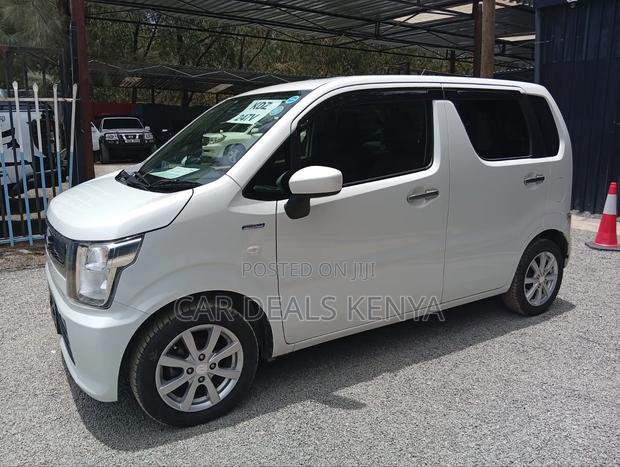 Suzuki Wagon R 660 Hybrid FWD 2019 White