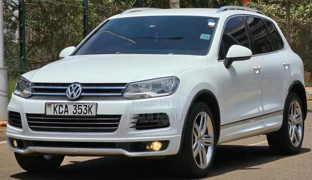 Volkswagen Touareg 2012 White