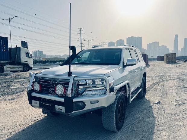 Toyota Land Cruiser 2020 Silver
