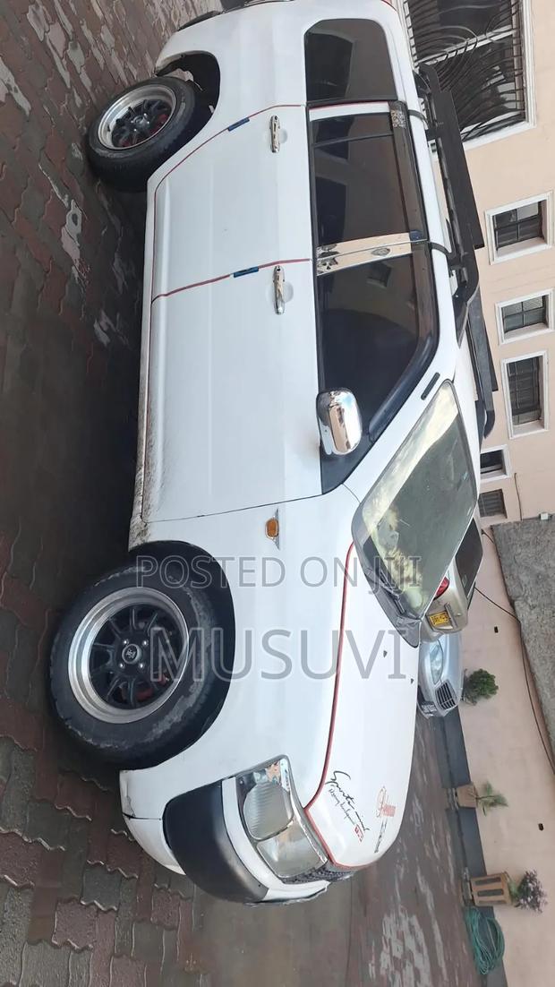 Toyota Probox 1.5 F 4WD 2010 White