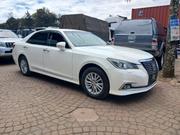 Toyota Crown 2015 White for sale