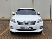 Toyota Vanguard 2010 White for sale