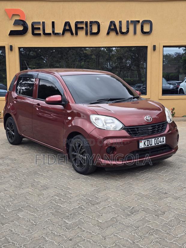 Toyota Passo 1.0 AWD 2018 Red