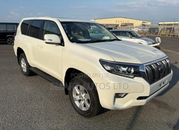 Toyota Land Cruiser Prado 2.7 2019 White