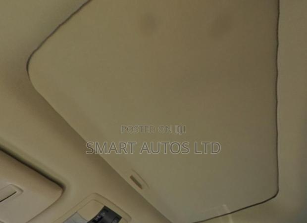 Toyota Land Cruiser Prado 2.7 2019 White