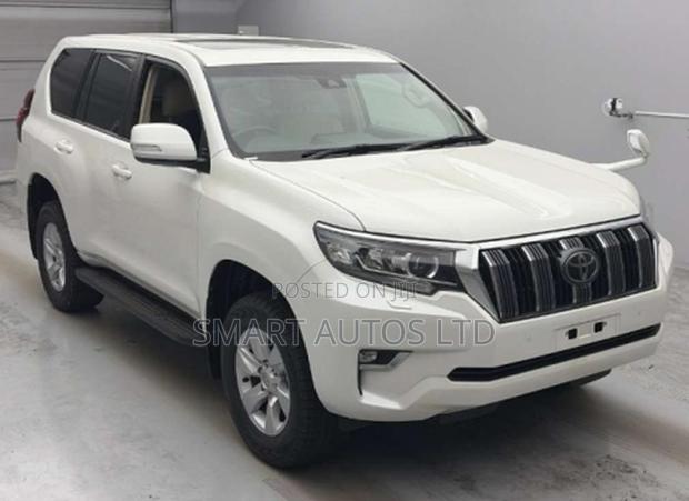 Toyota Land Cruiser Prado 2.7 2019 White