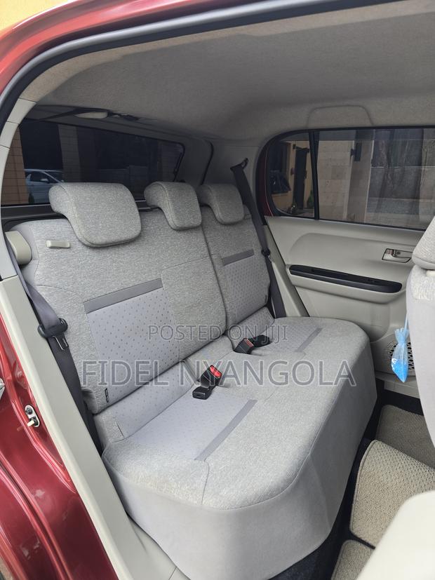Toyota Passo 1.0 AWD 2018 Red