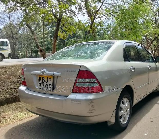 Toyota Corolla 2002 Silver