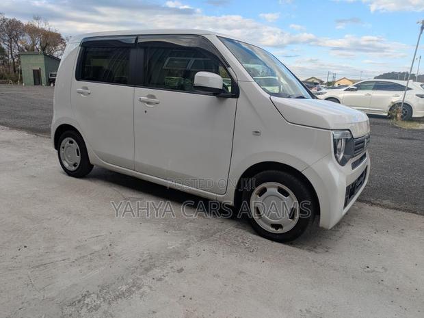 Honda N-WGN 2020 Pearl
