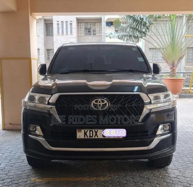 Toyota Land Cruiser 2011 Black