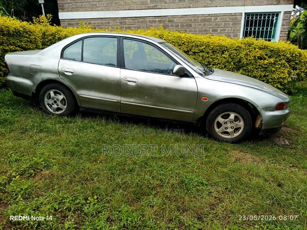 Mitsubishi Galant 1999 Silver