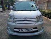 Toyota Noah 2.0 AWD (8 Seater) 2002 Silver for sale