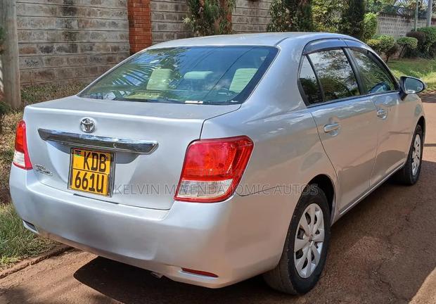 Toyota Axio 2014 Silver