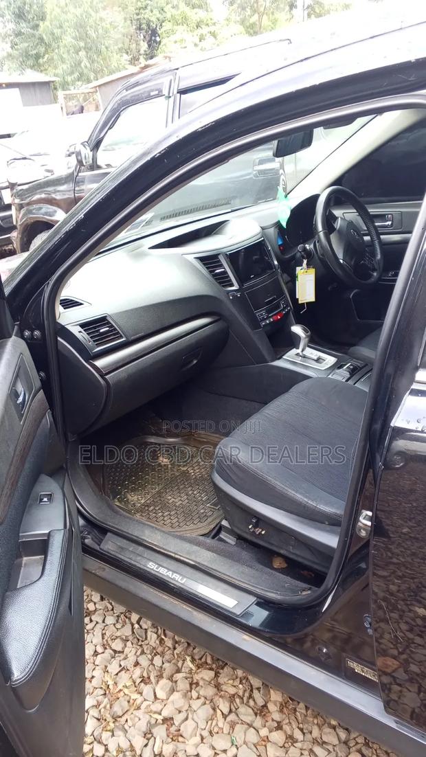 Subaru Outback 2012 Black