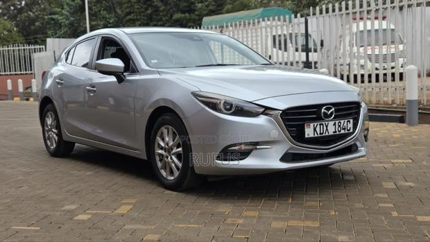 Mazda Axela 2018 Silver