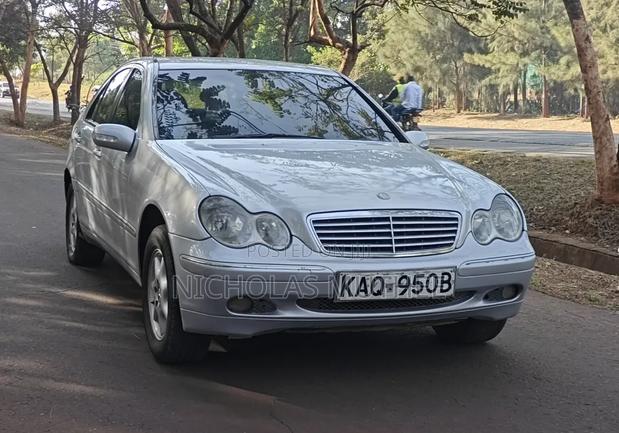 Mercedes-Benz C180 2002 Silver