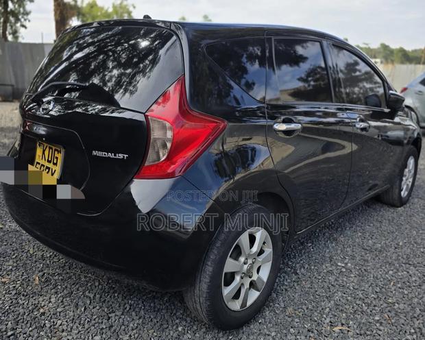 Nissan Note 2015 Black