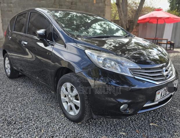 Nissan Note 2015 Black
