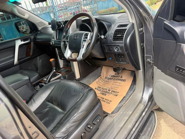 Toyota Land Cruiser Prado 3.0 D-4D 5dr 2009 Gray