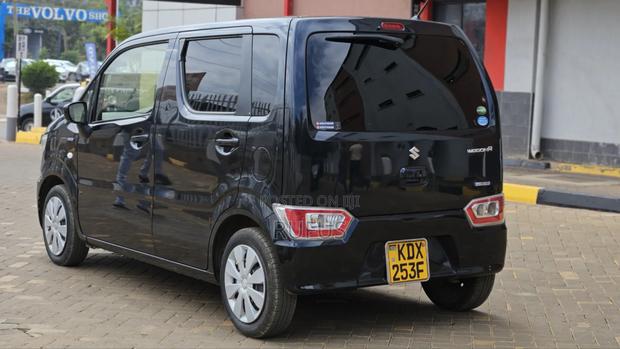Suzuki Wagon 2019 Black
