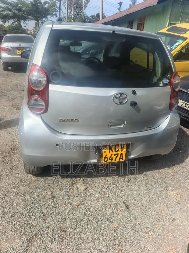 Toyota Passo 2012 Silver