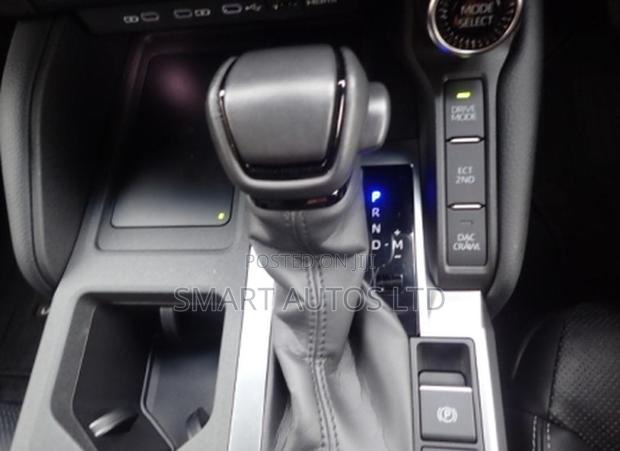 Toyota Land Cruiser LC250 2024
