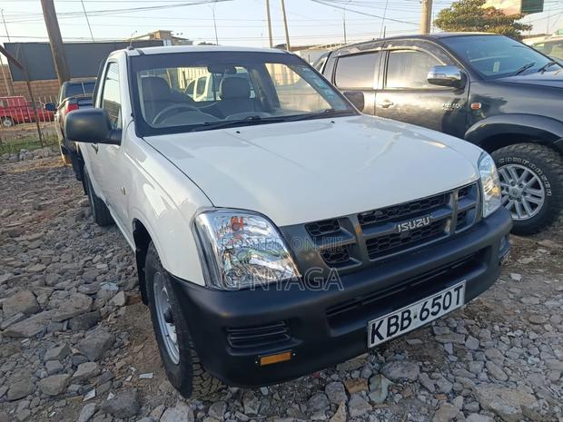 Isuzu D-MAX 2008 White