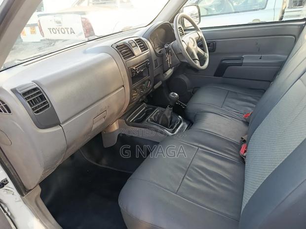 Isuzu D-MAX 2008 White