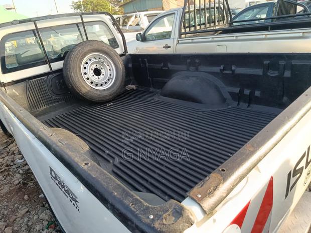 Isuzu D-MAX 2008 White
