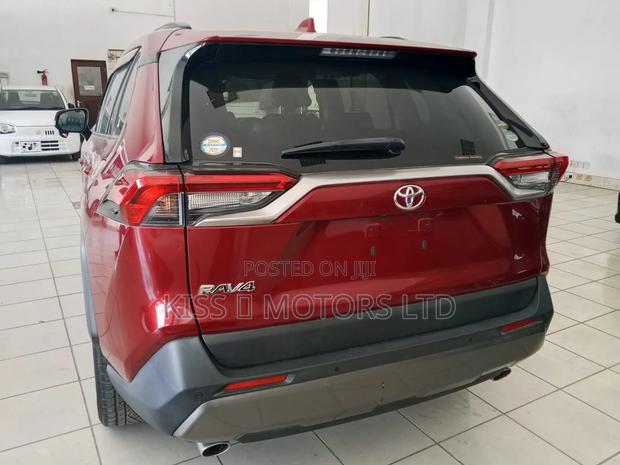 Toyota RAV4 TRD Off Road 2022 Red