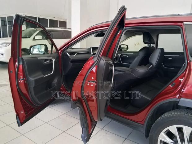 Toyota RAV4 TRD Off Road 2022 Red