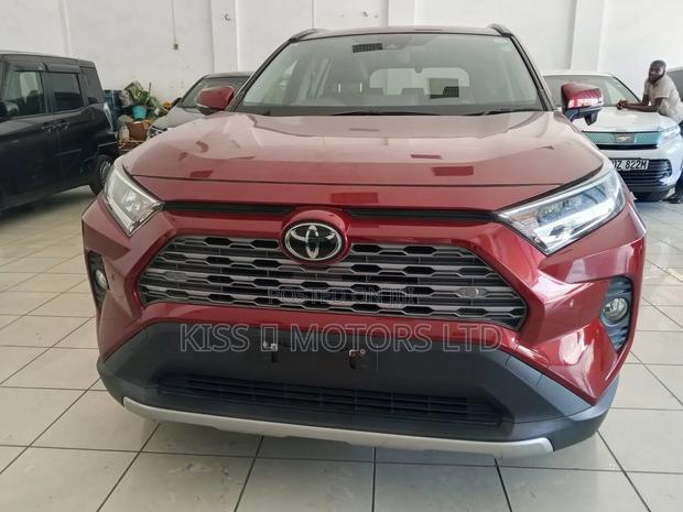 Toyota RAV4 TRD Off Road 2022 Red