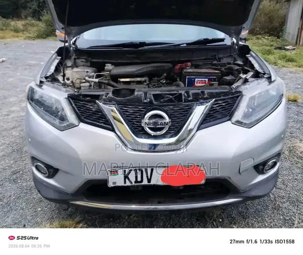 Nissan X-Trail 2.0 Petrol AWD 2016 Silver