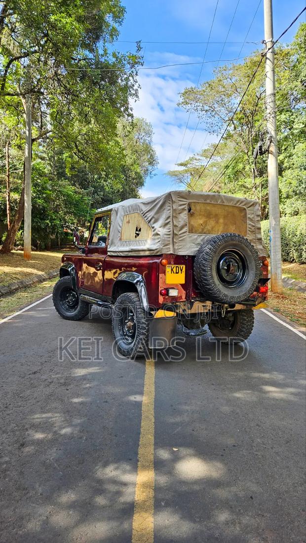 Land Rover Defender 2002 Maroon