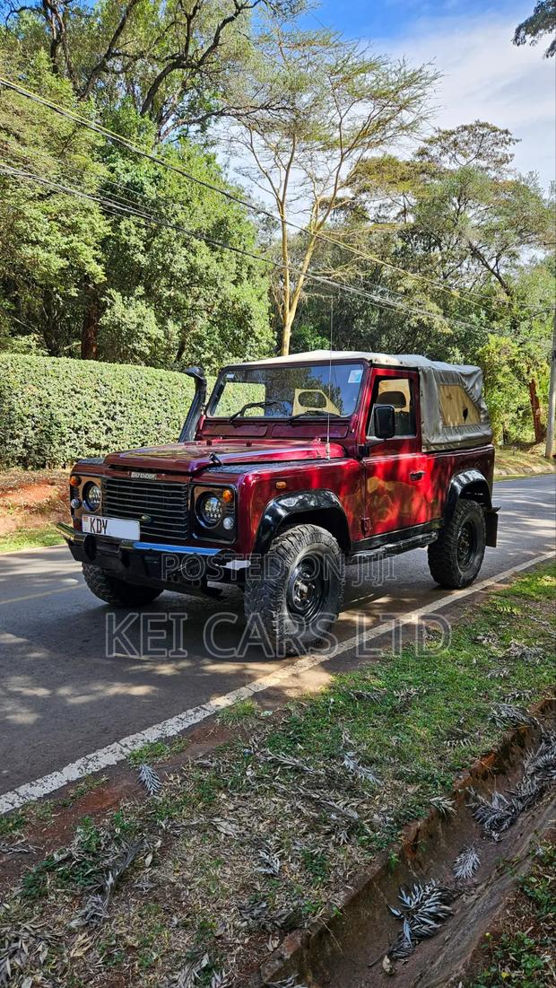 Land Rover Defender 2002 Maroon