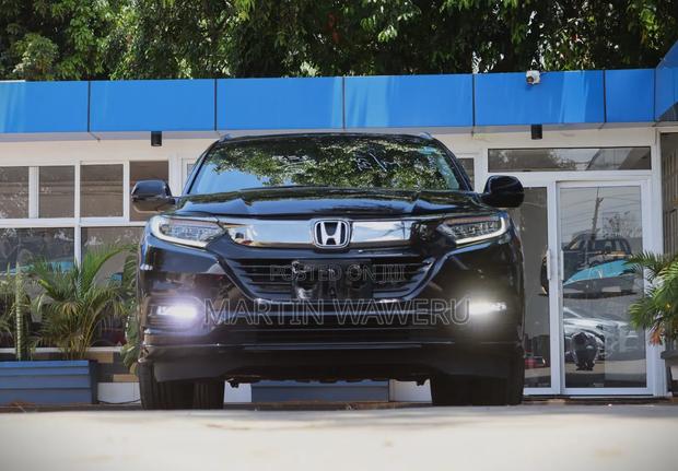 Honda Vezel 1.5 2WD 172 hp 2019 Black