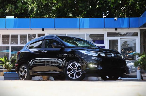 Honda Vezel 1.5 2WD 172 hp 2019 Black