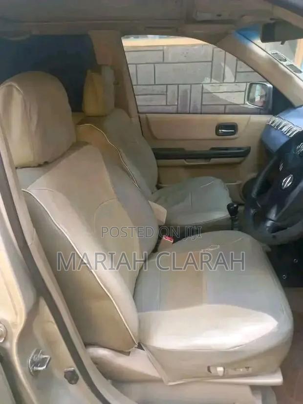 Nissan X-Trail 2.0 2006 Beige