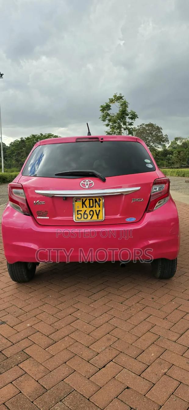 Toyota Vitz 1.3 FWD 3dr 2016 Pink