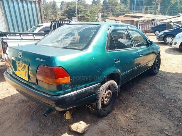 Toyota Corolla 1997 Green