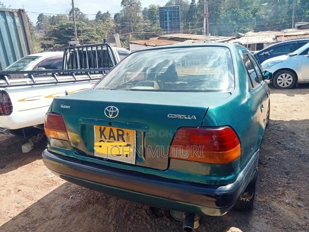 Toyota Corolla 1997 Green
