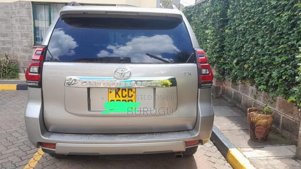 Toyota Land Cruiser Prado 2009 Silver