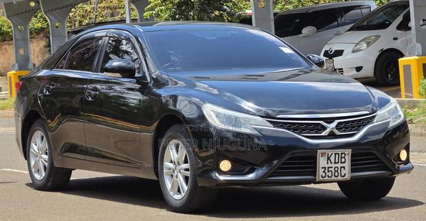 Toyota Mark X 2.5 AWD 2013 Black