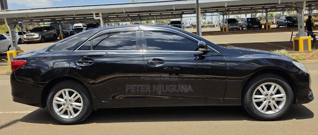 Toyota Mark X 2.5 AWD 2013 Black