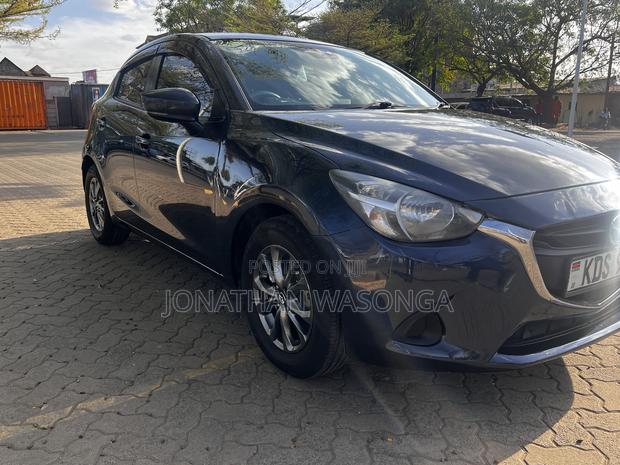 Mazda Demio 2017 Gray