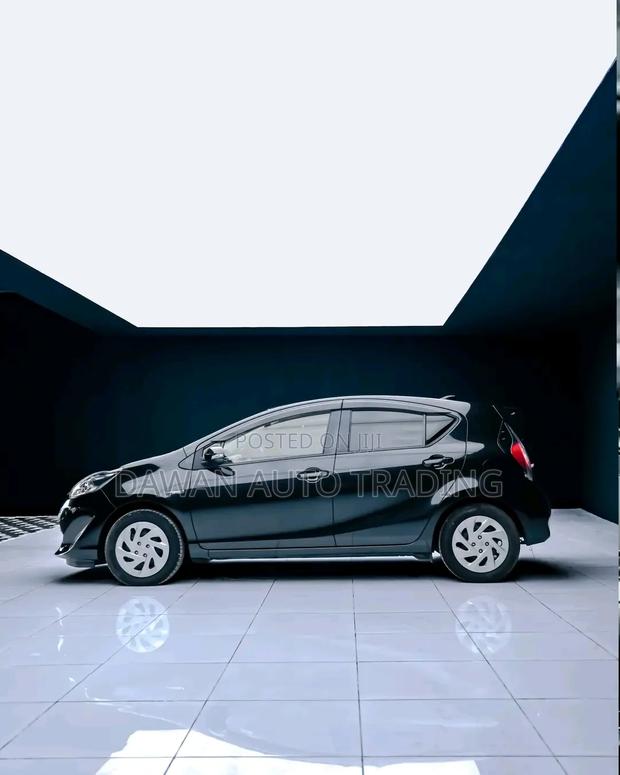 Toyota Aqua 2019 Black