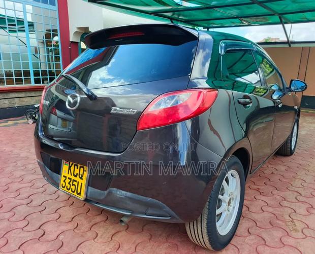 Mazda Demio 2011 Maroon