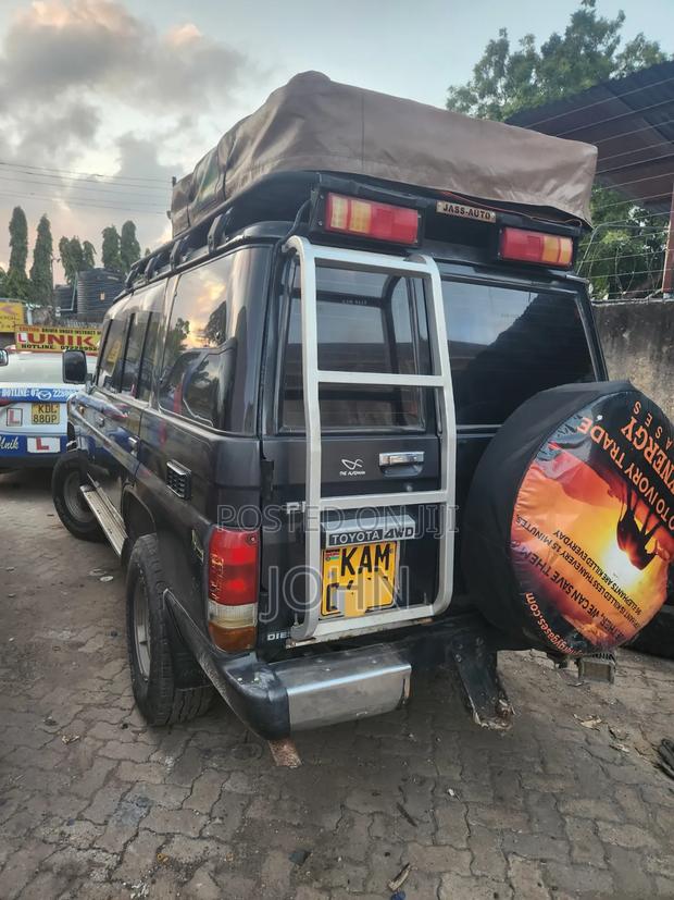 Toyota Land Cruiser Prado 1998 Black