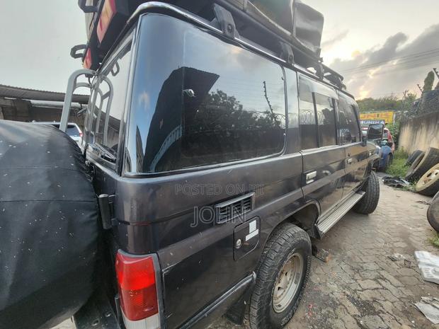 Toyota Land Cruiser Prado 1998 Black
